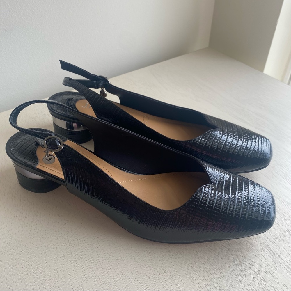 J. Renee Patent Croc Embossed Slingback Shoe in Black, size 8.5M - Picture 2 of 12